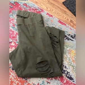 Torrid Destroyed leggings 2